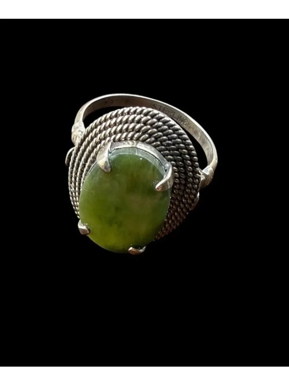 Vintage Sterling Silver Oval Green Jade Cabochon Ring Twisted Rope Border